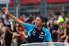 GP SINGAPORE, Alexander Albon (THA) Williams Racing FW45 on the drivers' parade.
17.09.2023. Formula 1 World Championship, Rd 16, Singapore Grand Prix, Marina Bay Street Circuit, Singapore, Gara Day.
 - www.xpbimages.com, EMail: requests@xpbimages.com © Copyright: Coates / XPB Images