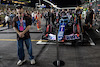 GP SINGAPORE, Lucas Hauchard (FRA), known professionally as Squeezie 17.09.2023. Formula 1 World Championship, Rd 16, Singapore Grand Prix, Marina Bay Street Circuit, Singapore, Gara Day.
- www.xpbimages.com, EMail: requests@xpbimages.com © Copyright: Charniaux / XPB Images