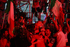 GP SINGAPORE, Gara winner Carlos Sainz Jr (ESP) Ferrari celebrates in parc ferme.
17.09.2023. Formula 1 World Championship, Rd 16, Singapore Grand Prix, Marina Bay Street Circuit, Singapore, Gara Day.
 - www.xpbimages.com, EMail: requests@xpbimages.com © Copyright: Coates / XPB Images