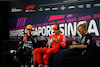 GP SINGAPORE, (L to R): Lando Norris (GBR) McLaren; Carlos Sainz Jr (ESP) Ferrari; e Lewis Hamilton (GBR) Mercedes AMG F1 in the post race FIA Press Conference.
17.09.2023. Formula 1 World Championship, Rd 16, Singapore Grand Prix, Marina Bay Street Circuit, Singapore, Gara Day.
- www.xpbimages.com, EMail: requests@xpbimages.com © Copyright: XPB Images