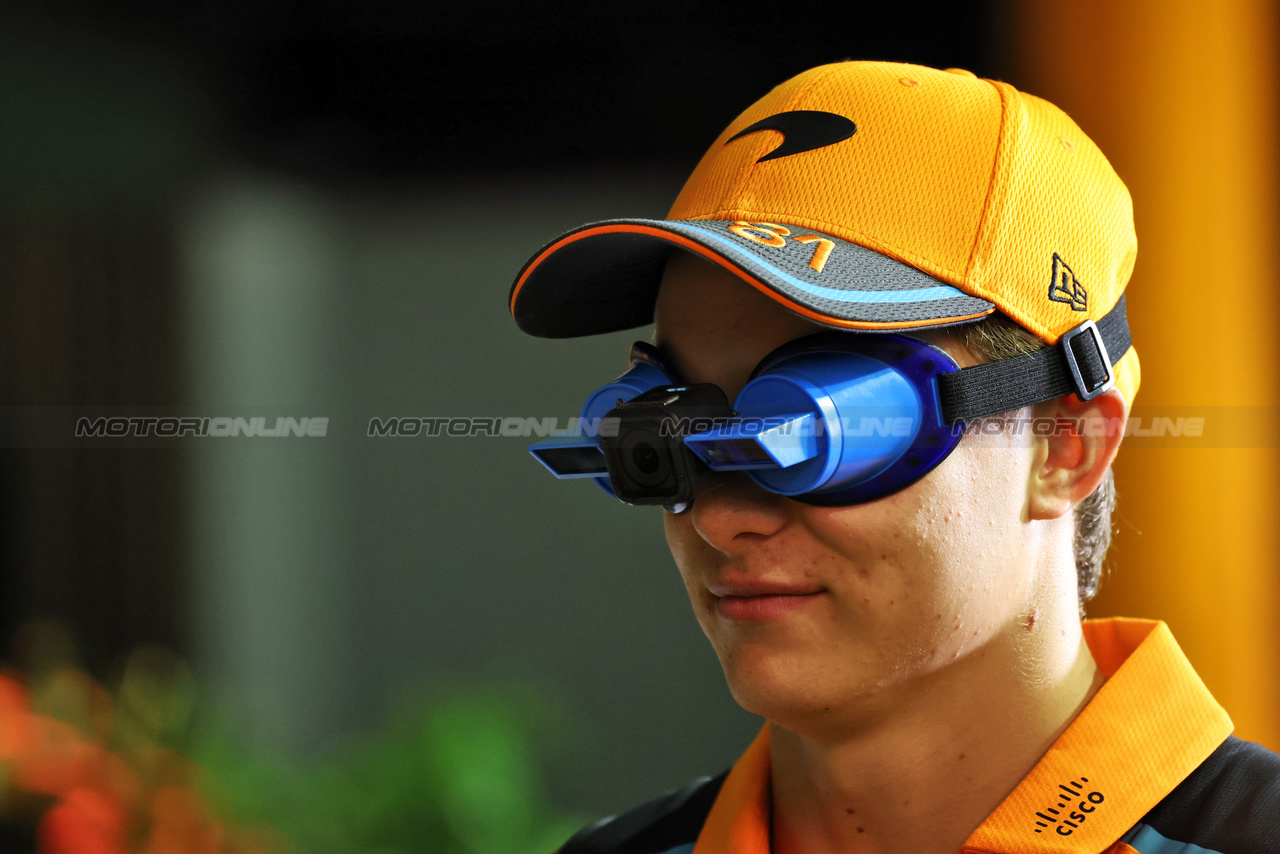 GP SINGAPORE, Oscar Piastri (AUS) McLaren.

14.09.2023. Formula 1 World Championship, Rd 16, Singapore Grand Prix, Marina Bay Street Circuit, Singapore, Preparation Day.

 - www.xpbimages.com, EMail: requests@xpbimages.com © Copyright: Rew / XPB Images