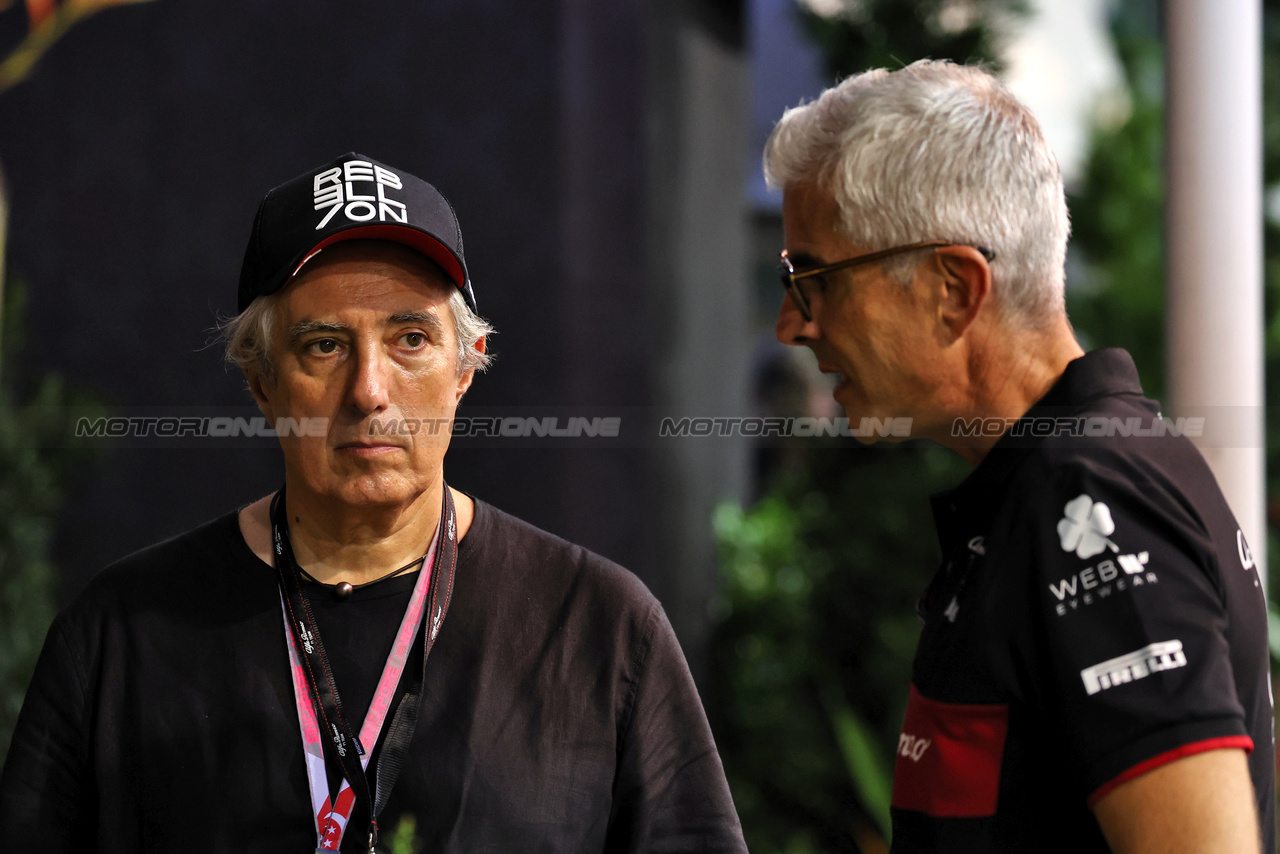 GP SINGAPORE, (L to R): Alexandre Pesci (SUI) Rebellion Timepieces Founder e Owner with Alessandro Alunni Bravi (ITA) Alfa Romeo F1 Team Managing Director e Team Representative.

14.09.2023. Formula 1 World Championship, Rd 16, Singapore Grand Prix, Marina Bay Street Circuit, Singapore, Preparation Day.

- www.xpbimages.com, EMail: requests@xpbimages.com © Copyright: Moy / XPB Images