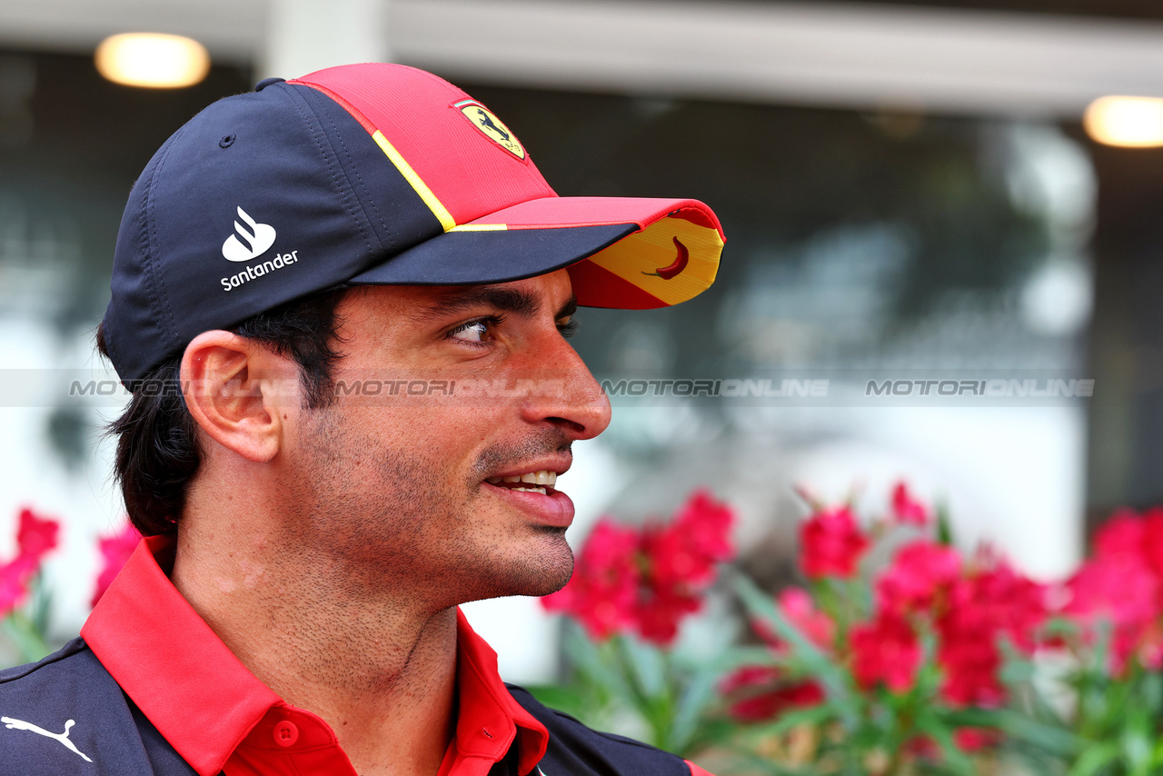 GP SINGAPORE, Carlos Sainz Jr (ESP) Ferrari.

14.09.2023. Formula 1 World Championship, Rd 16, Singapore Grand Prix, Marina Bay Street Circuit, Singapore, Preparation Day.

 - www.xpbimages.com, EMail: requests@xpbimages.com © Copyright: Coates / XPB Images