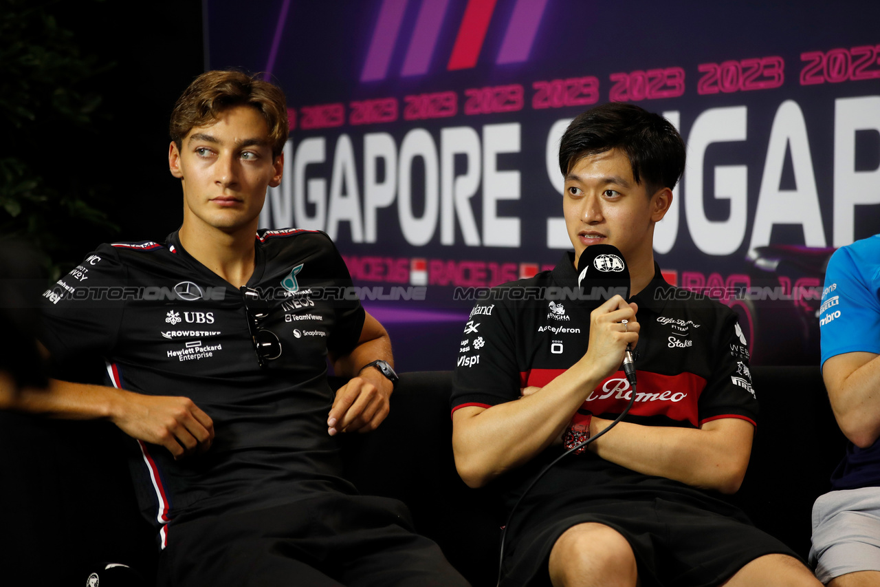 GP SINGAPORE, (L to R): George Russell (GBR) Mercedes AMG F1 e Zhou Guanyu (CHN) Alfa Romeo F1 Team in the FIA Press Conference.

14.09.2023. Formula 1 World Championship, Rd 16, Singapore Grand Prix, Marina Bay Street Circuit, Singapore, Preparation Day.

- www.xpbimages.com, EMail: requests@xpbimages.com © Copyright: XPB Images