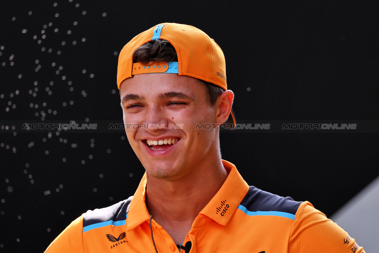 GP SINGAPORE, Lando Norris (GBR) McLaren.

14.09.2023. Formula 1 World Championship, Rd 16, Singapore Grand Prix, Marina Bay Street Circuit, Singapore, Preparation Day.

- www.xpbimages.com, EMail: requests@xpbimages.com © Copyright: Moy / XPB Images