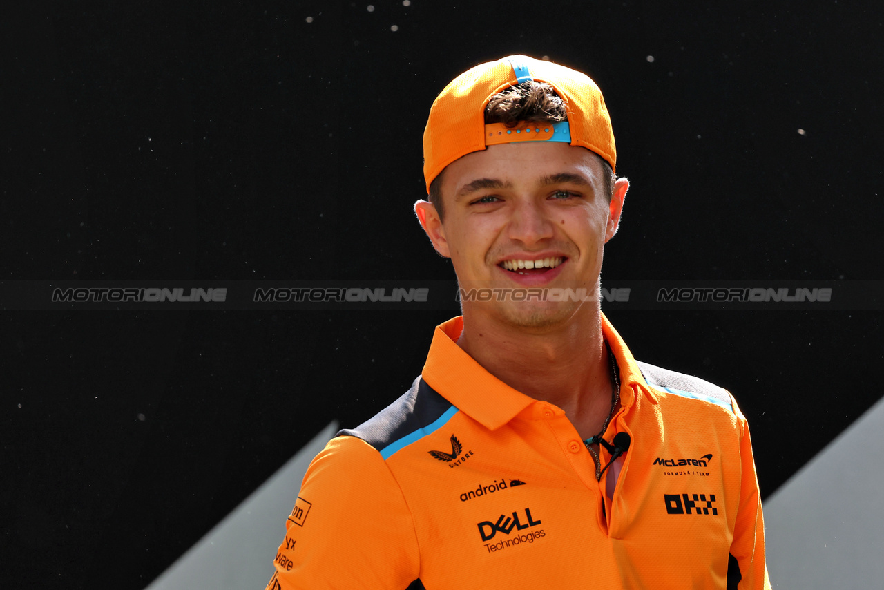 GP SINGAPORE, Lando Norris (GBR) McLaren.

14.09.2023. Formula 1 World Championship, Rd 16, Singapore Grand Prix, Marina Bay Street Circuit, Singapore, Preparation Day.

 - www.xpbimages.com, EMail: requests@xpbimages.com © Copyright: Rew / XPB Images