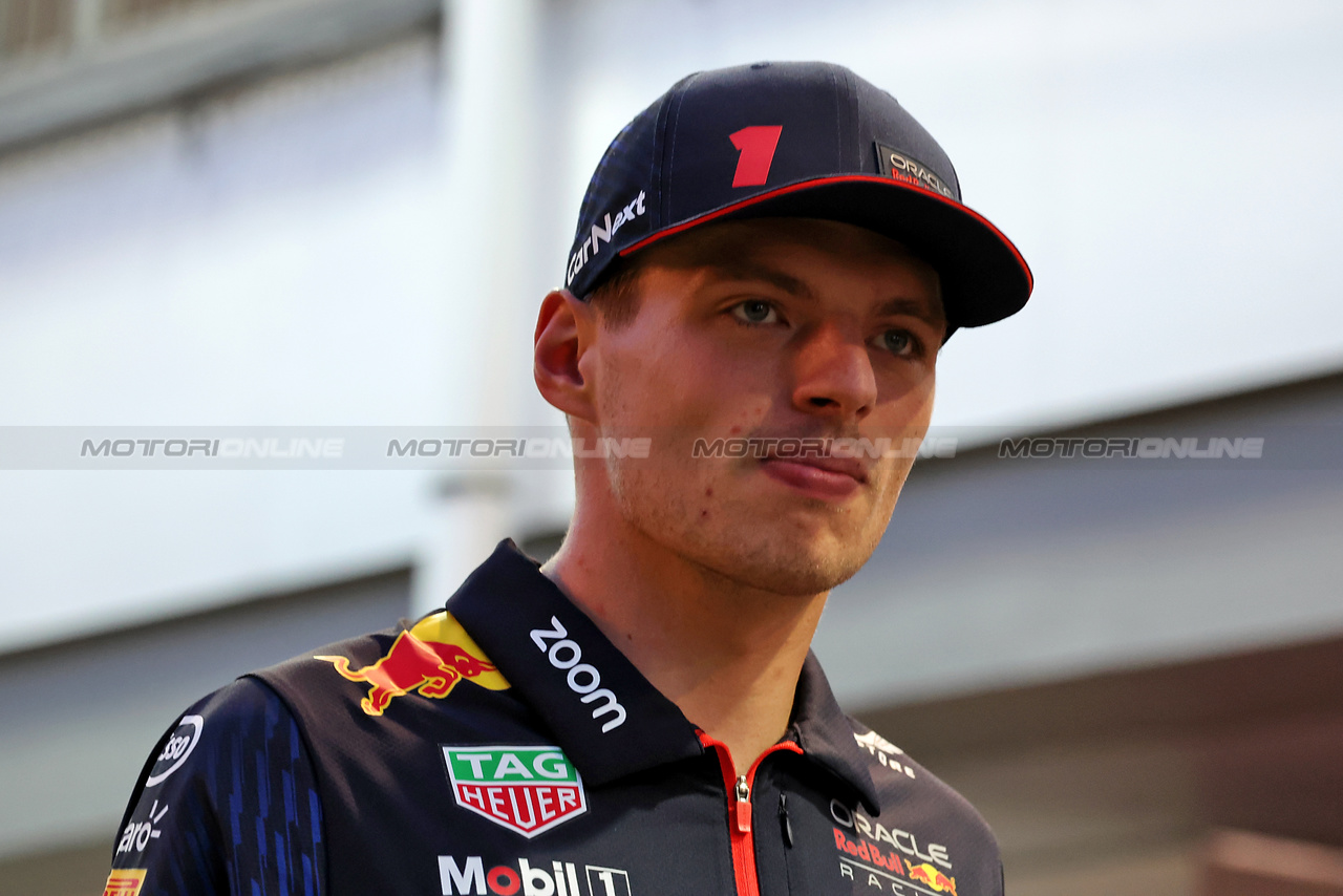 GP SINGAPORE, Max Verstappen (NLD) Red Bull Racing.

14.09.2023. Formula 1 World Championship, Rd 16, Singapore Grand Prix, Marina Bay Street Circuit, Singapore, Preparation Day.

 - www.xpbimages.com, EMail: requests@xpbimages.com © Copyright: Rew / XPB Images