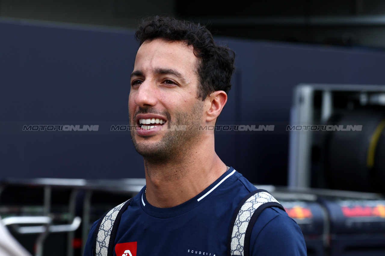 GP SINGAPORE, Daniel Ricciardo (AUS) AlphaTauri.

14.09.2023. Formula 1 World Championship, Rd 16, Singapore Grand Prix, Marina Bay Street Circuit, Singapore, Preparation Day.

- www.xpbimages.com, EMail: requests@xpbimages.com © Copyright: Moy / XPB Images