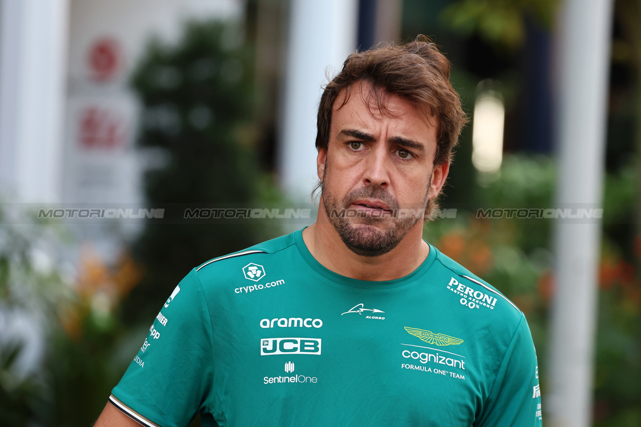 GP SINGAPORE, Fernando Alonso (ESP) Aston Martin F1 Team.

14.09.2023. Formula 1 World Championship, Rd 16, Singapore Grand Prix, Marina Bay Street Circuit, Singapore, Preparation Day.

- www.xpbimages.com, EMail: requests@xpbimages.com © Copyright: Moy / XPB Images