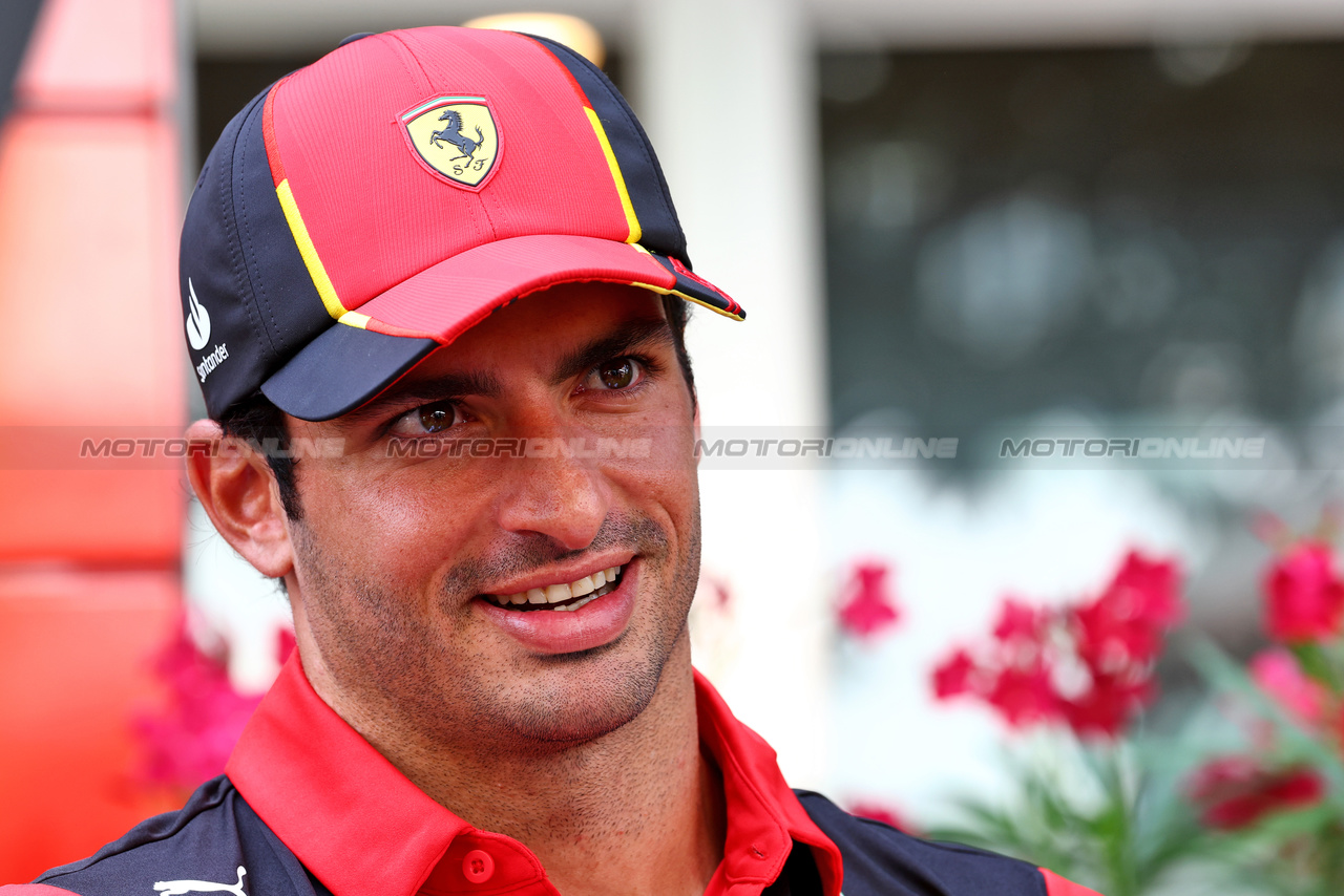 GP SINGAPORE, Carlos Sainz Jr (ESP) Ferrari.

14.09.2023. Formula 1 World Championship, Rd 16, Singapore Grand Prix, Marina Bay Street Circuit, Singapore, Preparation Day.

 - www.xpbimages.com, EMail: requests@xpbimages.com © Copyright: Coates / XPB Images