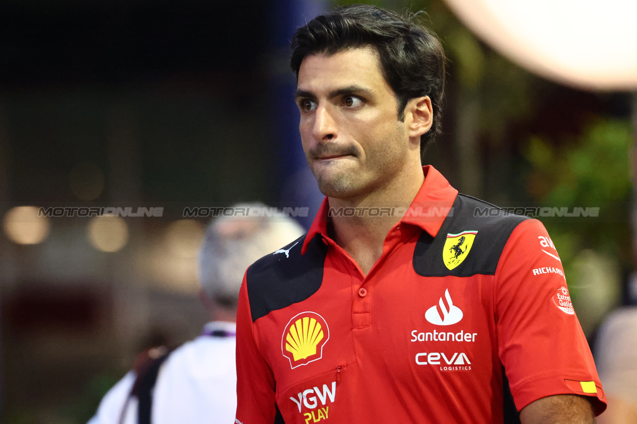 GP SINGAPORE, Carlos Sainz Jr (ESP) Ferrari.

14.09.2023. Formula 1 World Championship, Rd 16, Singapore Grand Prix, Marina Bay Street Circuit, Singapore, Preparation Day.

- www.xpbimages.com, EMail: requests@xpbimages.com © Copyright: Batchelor / XPB Images