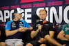 GP SINGAPORE, (L to R): Logan Sargeant (USA) Williams Racing e Kevin Magnussen (DEN) Haas F1 Team in the FIA Press Conference.
14.09.2023. Formula 1 World Championship, Rd 16, Singapore Grand Prix, Marina Bay Street Circuit, Singapore, Preparation Day.
- www.xpbimages.com, EMail: requests@xpbimages.com © Copyright: XPB Images