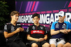 GP SINGAPORE, (L to R): George Russell (GBR) Mercedes AMG F1; Zhou Guanyu (CHN) Alfa Romeo F1 Team; e Logan Sargeant (USA) Williams Racing, in the FIA Press Conference.
14.09.2023. Formula 1 World Championship, Rd 16, Singapore Grand Prix, Marina Bay Street Circuit, Singapore, Preparation Day.
- www.xpbimages.com, EMail: requests@xpbimages.com © Copyright: XPB Images