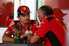 GP SINGAPORE, (L to R): Charles Leclerc (MON) Ferrari with Frederic Vasseur (FRA) Ferrari Team Principal.
14.09.2023. Formula 1 World Championship, Rd 16, Singapore Grand Prix, Marina Bay Street Circuit, Singapore, Preparation Day.
- www.xpbimages.com, EMail: requests@xpbimages.com © Copyright: Moy / XPB Images