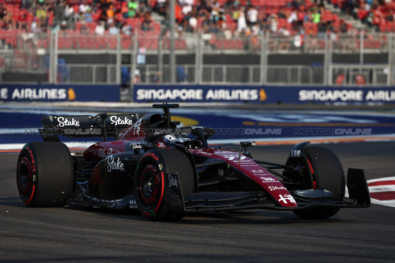 GP SINGAPORE, Valtteri Bottas (FIN) Alfa Romeo F1 Team C43.

16.09.2023. Formula 1 World Championship, Rd 16, Singapore Grand Prix, Marina Bay Street Circuit, Singapore, Qualifiche Day.

- www.xpbimages.com, EMail: requests@xpbimages.com © Copyright: Moy / XPB Images