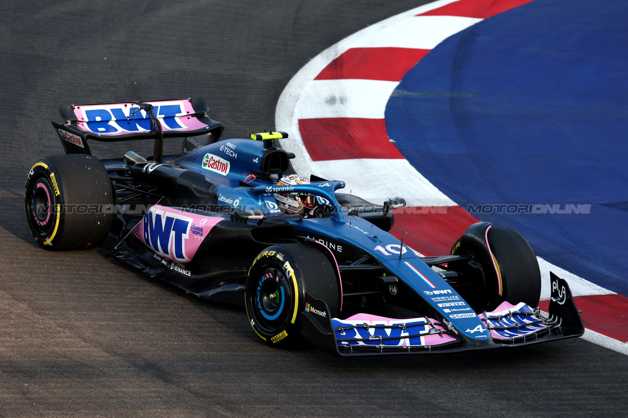GP SINGAPORE, Pierre Gasly (FRA) Alpine F1 Team A523.

16.09.2023. Formula 1 World Championship, Rd 16, Singapore Grand Prix, Marina Bay Street Circuit, Singapore, Qualifiche Day.

- www.xpbimages.com, EMail: requests@xpbimages.com © Copyright: Moy / XPB Images