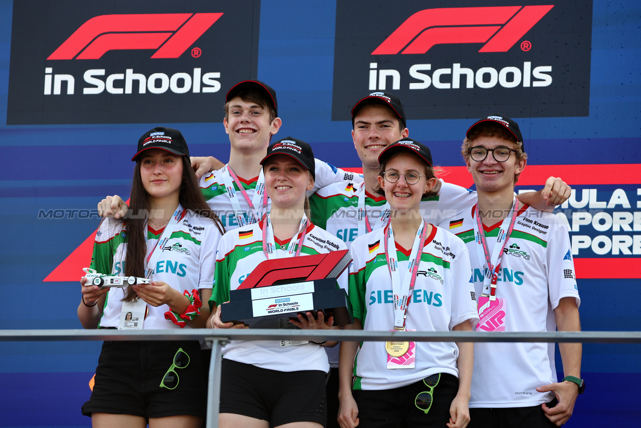 GP SINGAPORE, Winners Germany celebrate on the F1 in Schools World Finals podium.

16.09.2023. Formula 1 World Championship, Rd 16, Singapore Grand Prix, Marina Bay Street Circuit, Singapore, Qualifiche Day.

- www.xpbimages.com, EMail: requests@xpbimages.com © Copyright: Batchelor / XPB Images