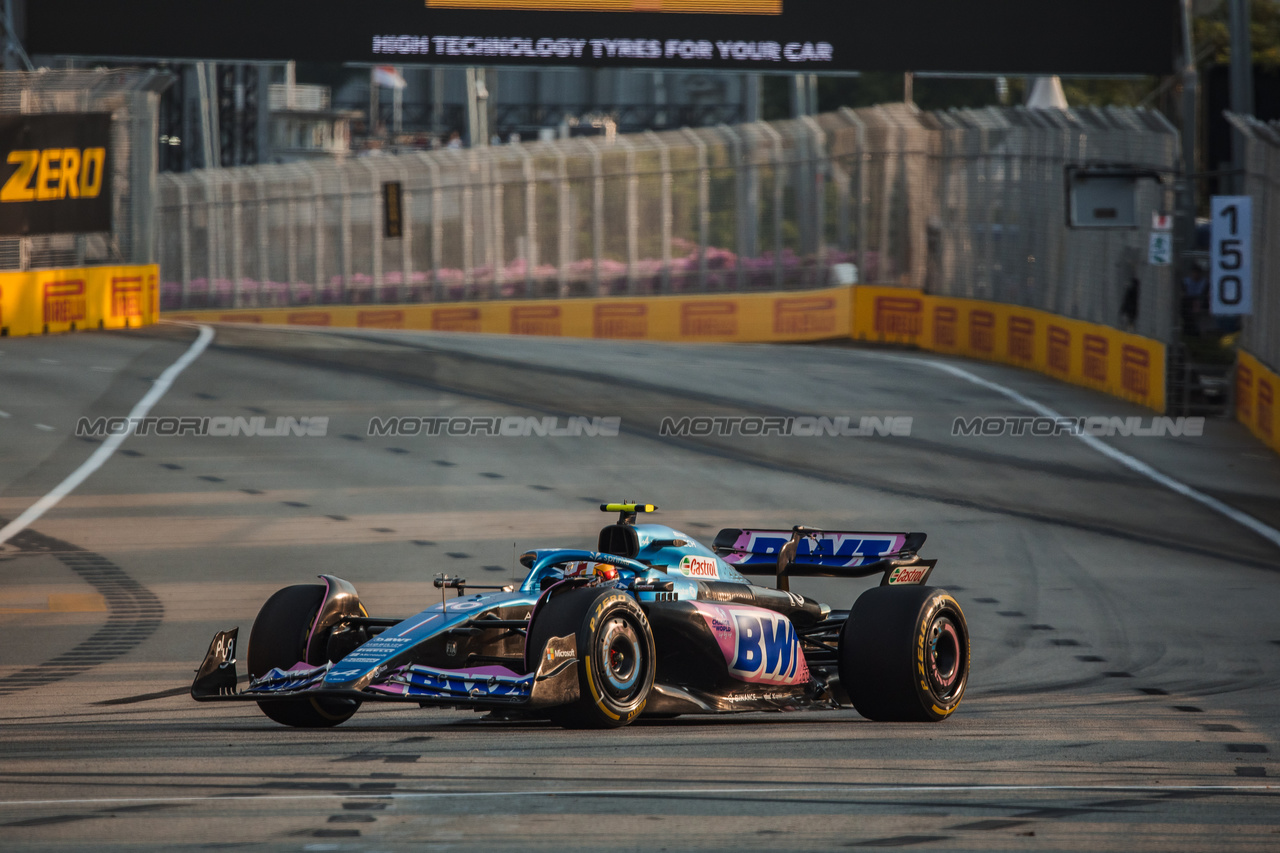 GP SINGAPORE, Pierre Gasly (FRA) Alpine F1 Team A523.

16.09.2023. Formula 1 World Championship, Rd 16, Singapore Grand Prix, Marina Bay Street Circuit, Singapore, Qualifiche Day.

- www.xpbimages.com, EMail: requests@xpbimages.com © Copyright: Bearne / XPB Images