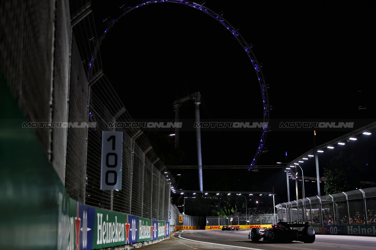 GP SINGAPORE, Esteban Ocon (FRA) Alpine F1 Team A523.

16.09.2023. Formula 1 World Championship, Rd 16, Singapore Grand Prix, Marina Bay Street Circuit, Singapore, Qualifiche Day.

- www.xpbimages.com, EMail: requests@xpbimages.com © Copyright: Charniaux / XPB Images
