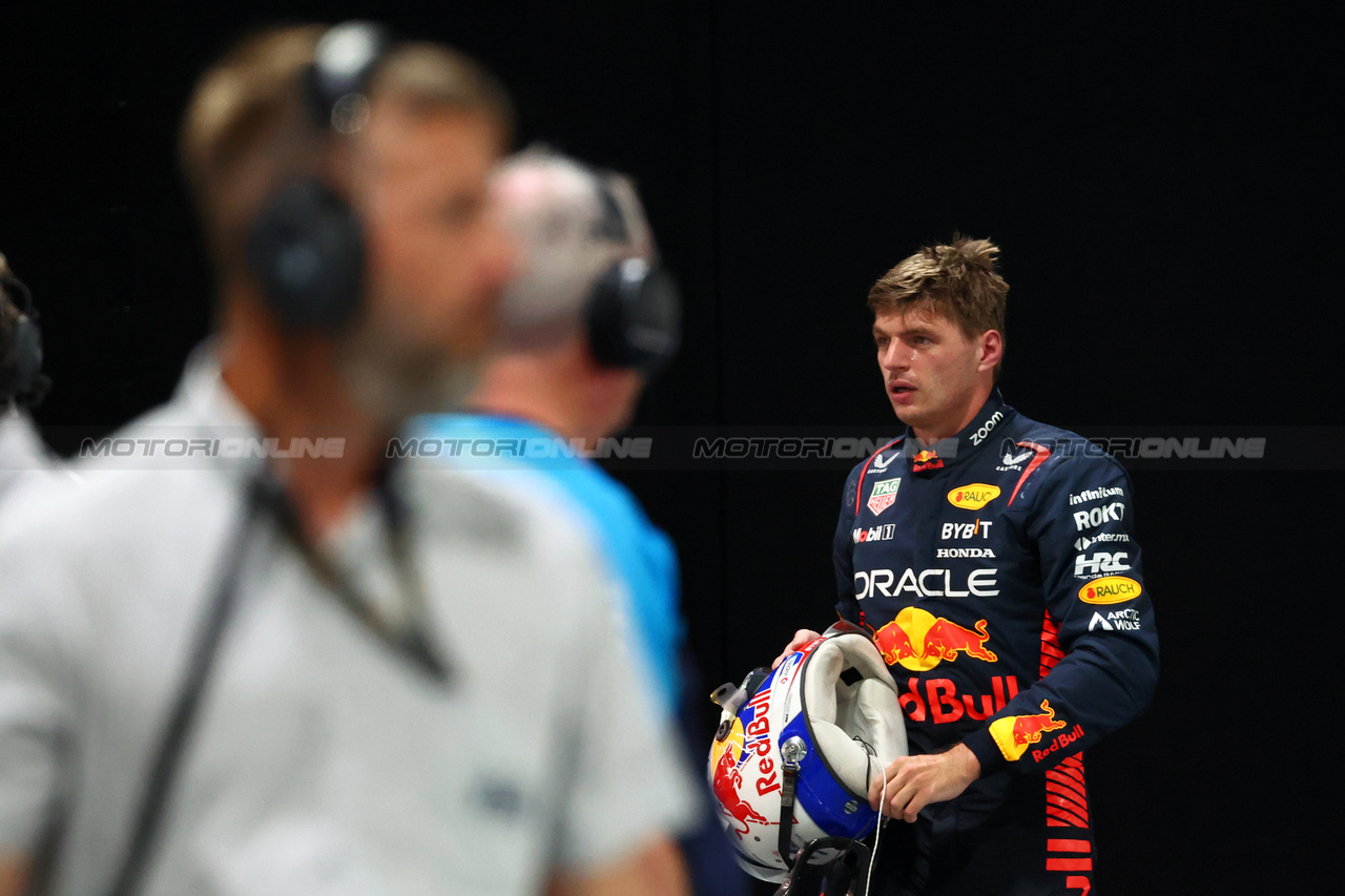 GP SINGAPORE, Max Verstappen (NLD) Red Bull Racing knocked out in Q2 of qualifying.

16.09.2023. Formula 1 World Championship, Rd 16, Singapore Grand Prix, Marina Bay Street Circuit, Singapore, Qualifiche Day.

- www.xpbimages.com, EMail: requests@xpbimages.com © Copyright: Batchelor / XPB Images