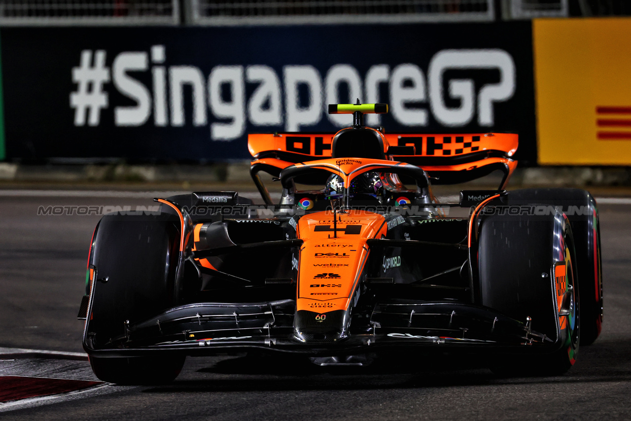 GP SINGAPORE, Lando Norris (GBR) McLaren MCL60.

16.09.2023. Formula 1 World Championship, Rd 16, Singapore Grand Prix, Marina Bay Street Circuit, Singapore, Qualifiche Day.

 - www.xpbimages.com, EMail: requests@xpbimages.com © Copyright: Coates / XPB Images
