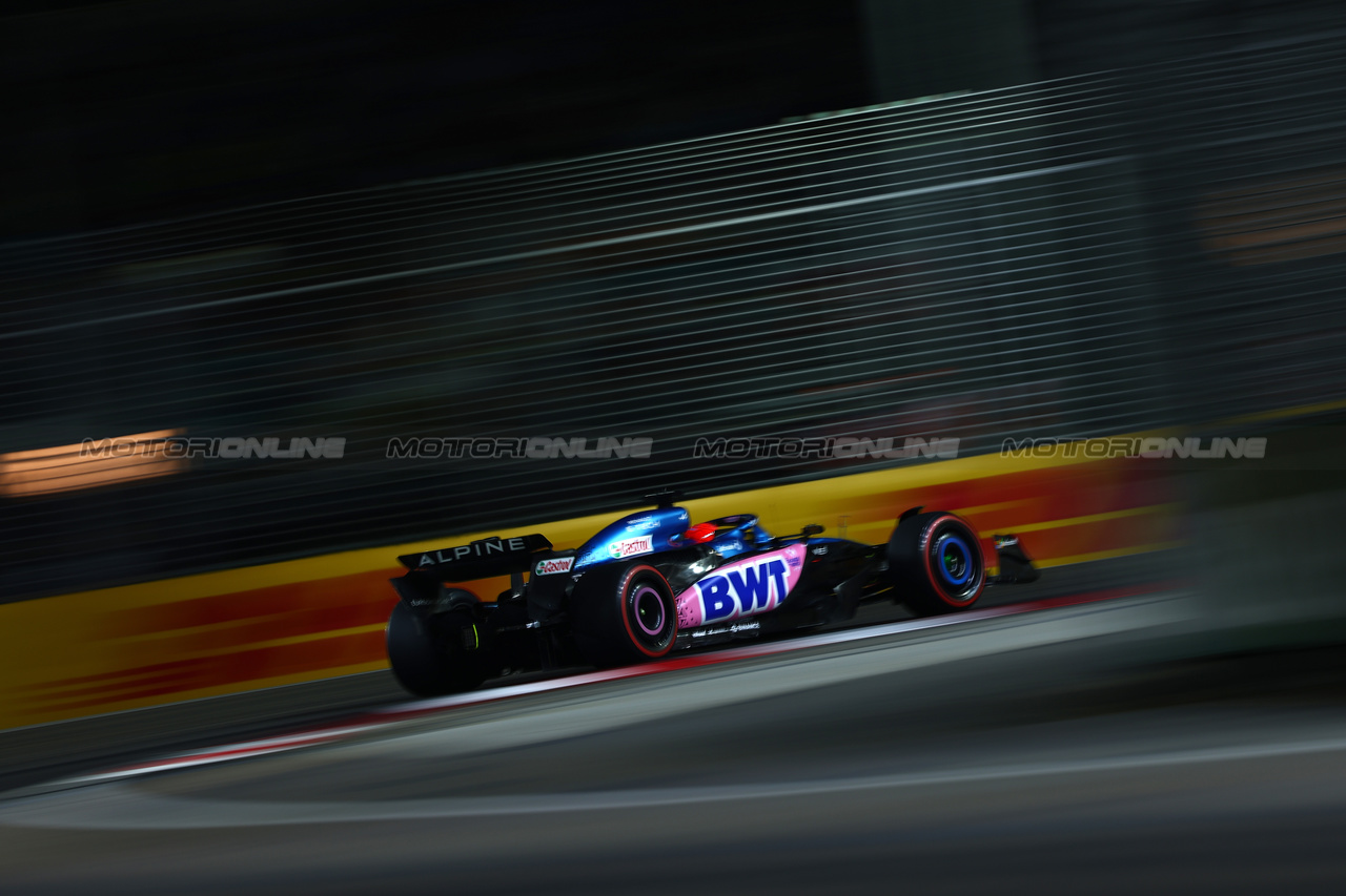 GP SINGAPORE, Esteban Ocon (FRA) Alpine F1 Team A523.

16.09.2023. Formula 1 World Championship, Rd 16, Singapore Grand Prix, Marina Bay Street Circuit, Singapore, Qualifiche Day.

- www.xpbimages.com, EMail: requests@xpbimages.com © Copyright: Charniaux / XPB Images