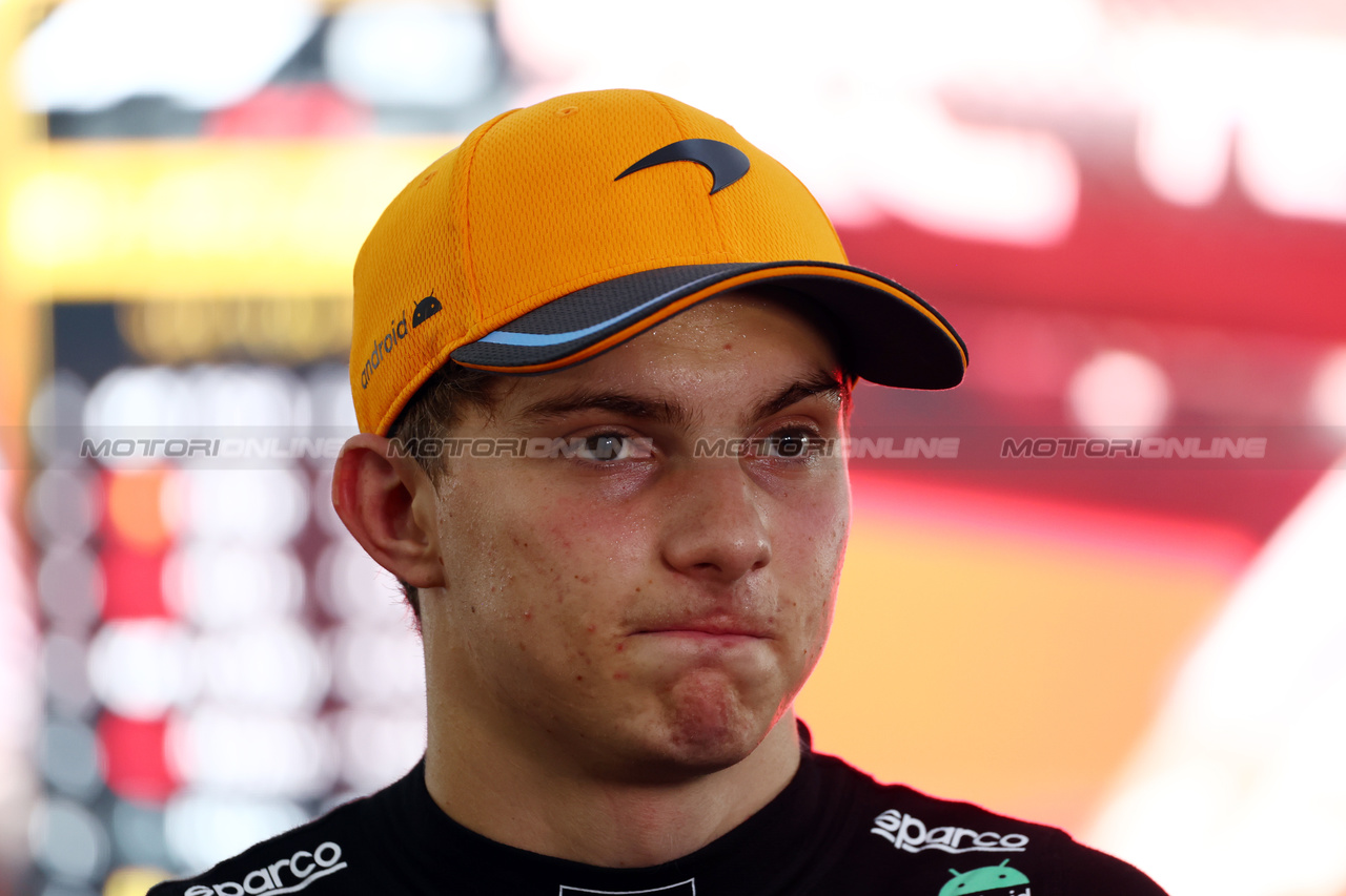 GP SINGAPORE, Oscar Piastri (AUS) McLaren.

16.09.2023. Formula 1 World Championship, Rd 16, Singapore Grand Prix, Marina Bay Street Circuit, Singapore, Qualifiche Day.

 - www.xpbimages.com, EMail: requests@xpbimages.com © Copyright: Coates / XPB Images