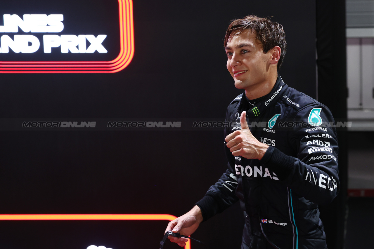 GP SINGAPORE, George Russell (GBR) Mercedes AMG F1 celebrates his second position in qualifying parc ferme.

16.09.2023. Formula 1 World Championship, Rd 16, Singapore Grand Prix, Marina Bay Street Circuit, Singapore, Qualifiche Day.

 - www.xpbimages.com, EMail: requests@xpbimages.com © Copyright: Coates / XPB Images