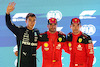 GP SINGAPORE, Carlos Sainz Jr (ESP) Ferrari qualifies in pole position, 2nd place George Russell (GBR) Mercedes AMG F1 e 3rd place Charles Leclerc (MON) Ferrari 
16.09.2023. Formula 1 World Championship, Rd 16, Singapore Grand Prix, Marina Bay Street Circuit, Singapore, Qualifiche Day.
- www.xpbimages.com, EMail: requests@xpbimages.com © Copyright: Batchelor / XPB Images