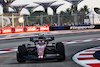 GP SINGAPORE, Zhou Guanyu (CHN) Alfa Romeo F1 Team C43.
16.09.2023. Formula 1 World Championship, Rd 16, Singapore Grand Prix, Marina Bay Street Circuit, Singapore, Qualifiche Day.
- www.xpbimages.com, EMail: requests@xpbimages.com © Copyright: Batchelor / XPB Images