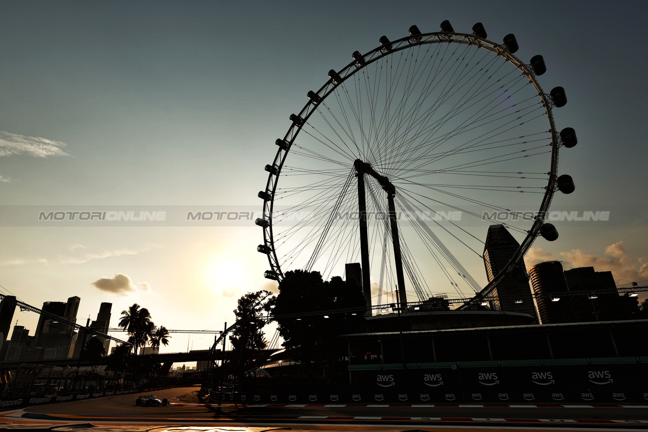 GP SINGAPORE, Kevin Magnussen (DEN) Haas VF-23.

15.09.2023. Formula 1 World Championship, Rd 16, Singapore Grand Prix, Marina Bay Street Circuit, Singapore, Practice Day.

- www.xpbimages.com, EMail: requests@xpbimages.com © Copyright: Moy / XPB Images