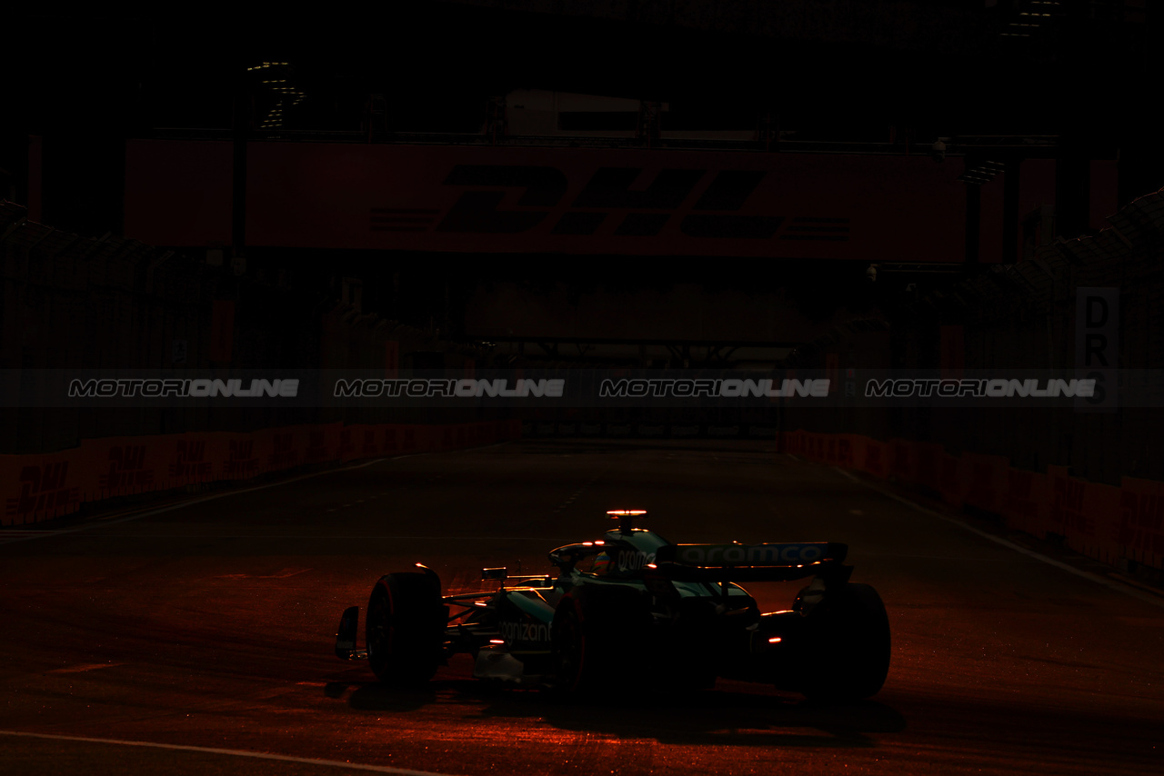 GP SINGAPORE, Fernando Alonso (ESP) Aston Martin F1 Team AMR23.

15.09.2023. Formula 1 World Championship, Rd 16, Singapore Grand Prix, Marina Bay Street Circuit, Singapore, Practice Day.

- www.xpbimages.com, EMail: requests@xpbimages.com © Copyright: Charniaux / XPB Images
