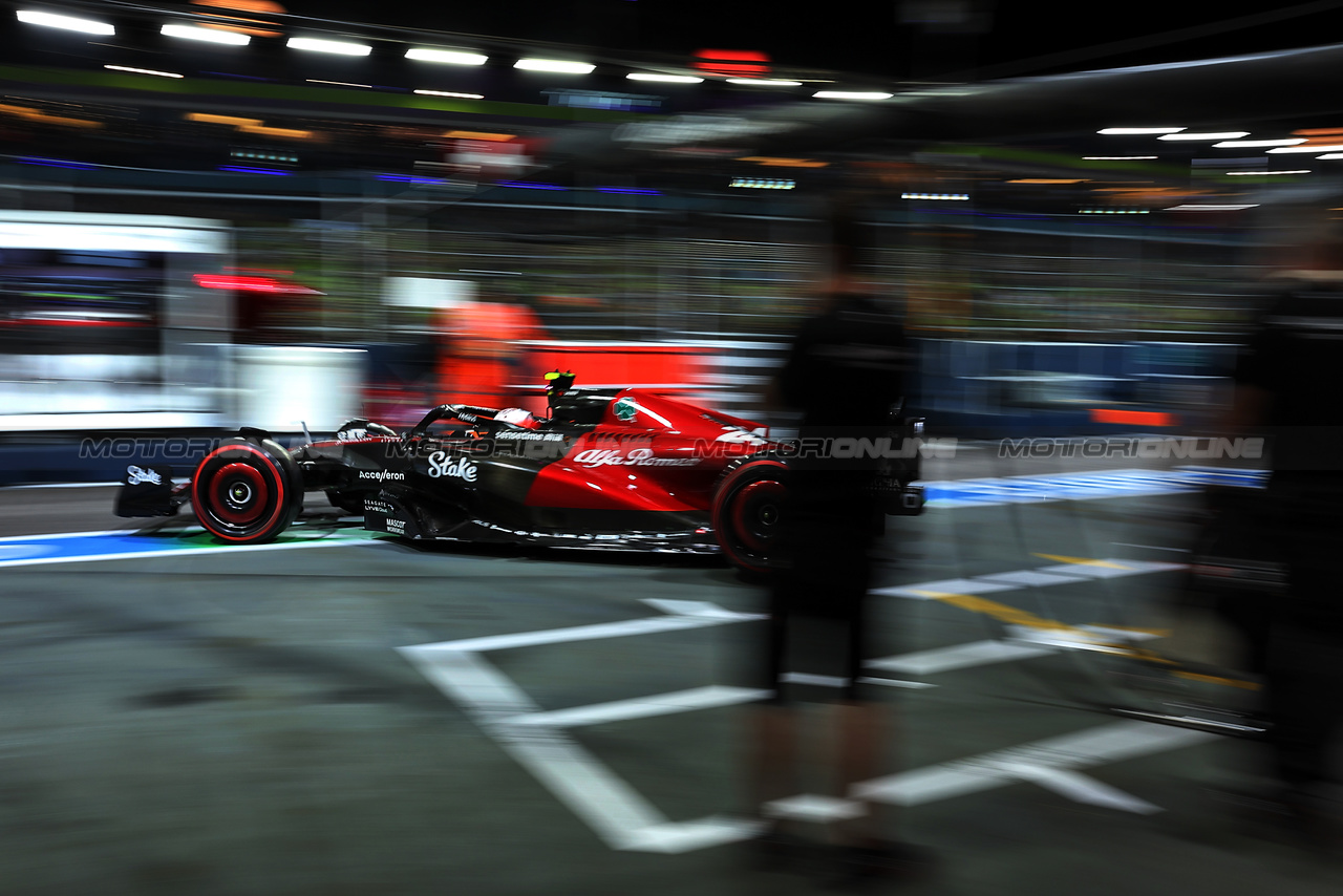 GP SINGAPORE, Zhou Guanyu (CHN) Alfa Romeo F1 Team C43 leaves the pits.

15.09.2023. Formula 1 World Championship, Rd 16, Singapore Grand Prix, Marina Bay Street Circuit, Singapore, Practice Day.

- www.xpbimages.com, EMail: requests@xpbimages.com © Copyright: Batchelor / XPB Images