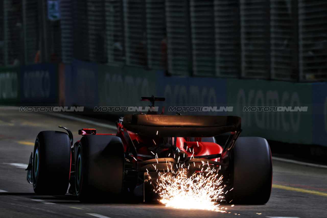 GP SINGAPORE, Charles Leclerc (MON) Ferrari SF-23 sends sparks flying.

15.09.2023. Formula 1 World Championship, Rd 16, Singapore Grand Prix, Marina Bay Street Circuit, Singapore, Practice Day.

 - www.xpbimages.com, EMail: requests@xpbimages.com © Copyright: Coates / XPB Images