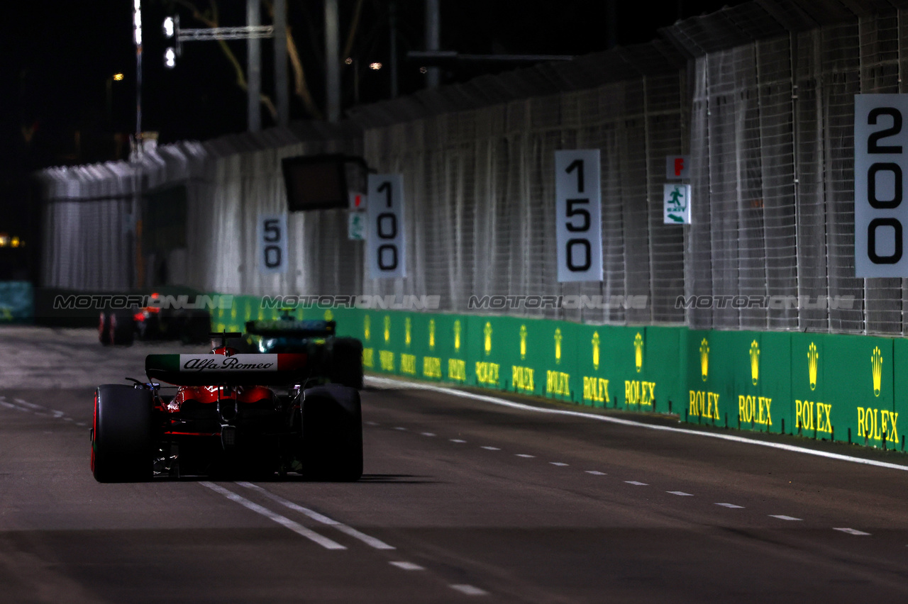 GP SINGAPORE, Valtteri Bottas (FIN), Alfa Romeo Racing 
15.09.2023. Formula 1 World Championship, Rd 16, Singapore Grand Prix, Marina Bay Street Circuit, Singapore, Practice Day.
- www.xpbimages.com, EMail: requests@xpbimages.com © Copyright: Charniaux / XPB Images