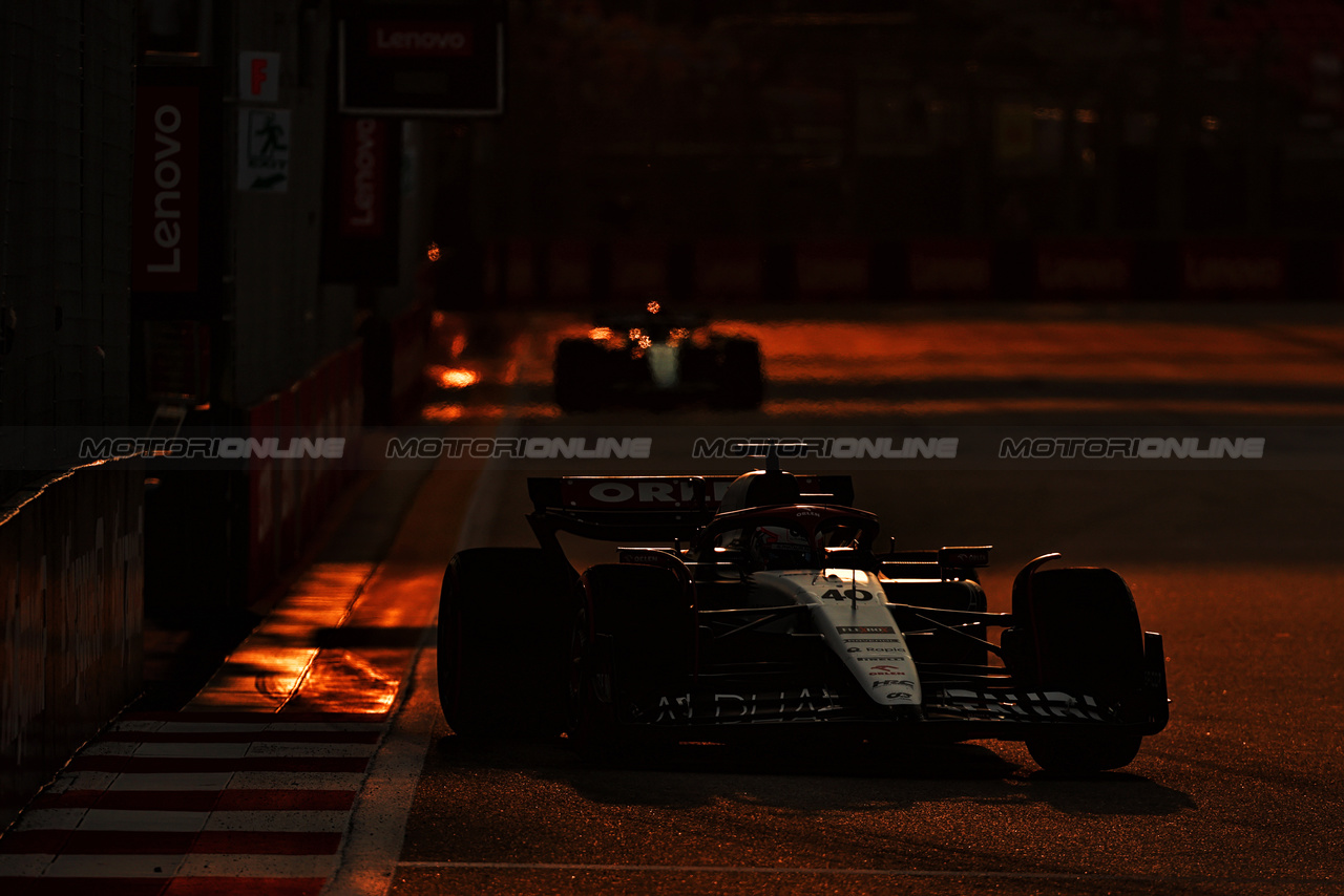 GP SINGAPORE, Liam Lawson (NZL) AlphaTauri AT04.

15.09.2023. Formula 1 World Championship, Rd 16, Singapore Grand Prix, Marina Bay Street Circuit, Singapore, Practice Day.

- www.xpbimages.com, EMail: requests@xpbimages.com © Copyright: Moy / XPB Images