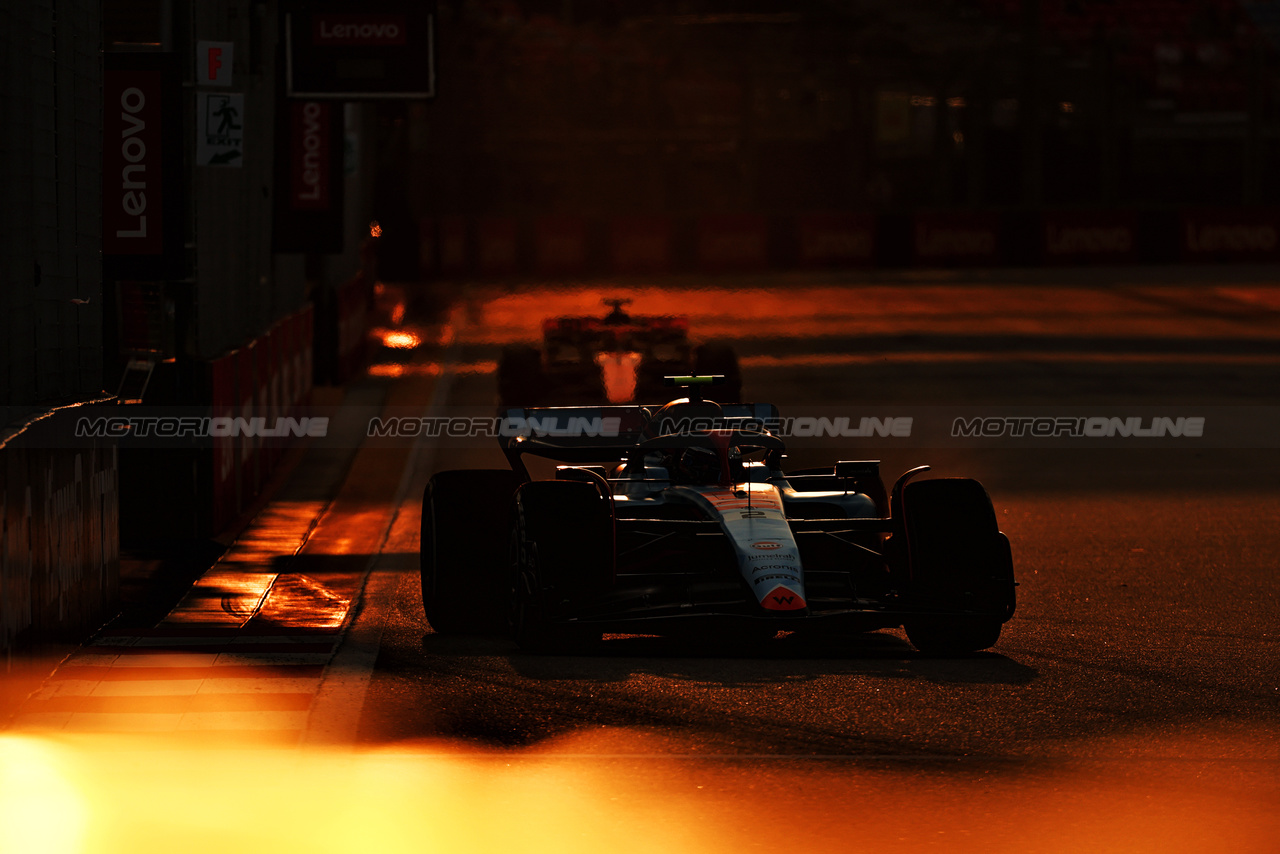 GP SINGAPORE, Logan Sargeant (USA) Williams Racing FW45.

15.09.2023. Formula 1 World Championship, Rd 16, Singapore Grand Prix, Marina Bay Street Circuit, Singapore, Practice Day.

- www.xpbimages.com, EMail: requests@xpbimages.com © Copyright: Moy / XPB Images