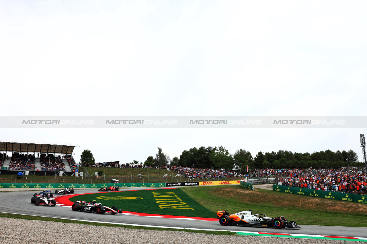 GP SPAGNA, Oscar Piastri (AUS) McLaren MCL60.

04.06.2023. Formula 1 World Championship, Rd 8, Spanish Grand Prix, Barcelona, Spain, Gara Day.

- www.xpbimages.com, EMail: requests@xpbimages.com ¬© Copyright: Charniaux / XPB Images