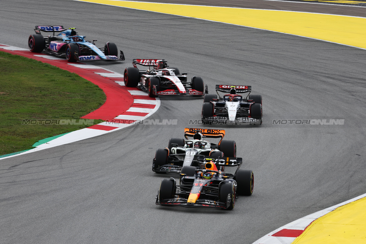 GP SPAGNA, Sergio Perez (MEX) Red Bull Racing RB19.

04.06.2023. Formula 1 World Championship, Rd 8, Spanish Grand Prix, Barcelona, Spain, Gara Day.

- www.xpbimages.com, EMail: requests@xpbimages.com ¬© Copyright: Batchelor / XPB Images