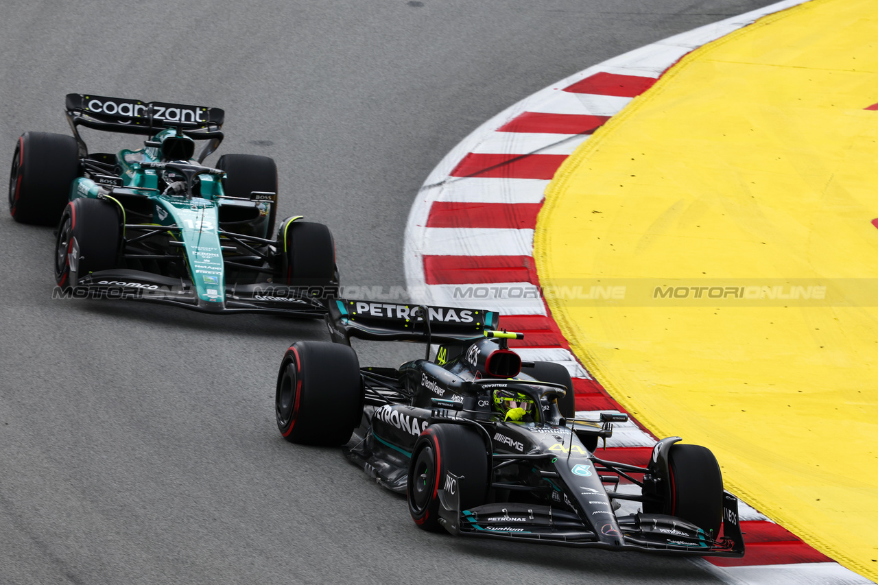 GP SPAGNA, Lewis Hamilton (GBR) Mercedes AMG F1 W14.

04.06.2023. Formula 1 World Championship, Rd 8, Spanish Grand Prix, Barcelona, Spain, Gara Day.

- www.xpbimages.com, EMail: requests@xpbimages.com ¬© Copyright: Batchelor / XPB Images