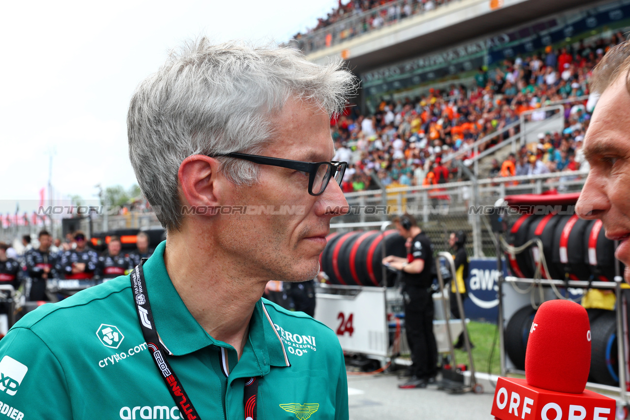 GP SPAGNA, Mike Krack (LUX) Aston Martin F1 Team, Team Principal on the grid.

04.06.2023. Formula 1 World Championship, Rd 8, Spanish Grand Prix, Barcelona, Spain, Gara Day.

 - www.xpbimages.com, EMail: requests@xpbimages.com ¬© Copyright: Coates / XPB Images