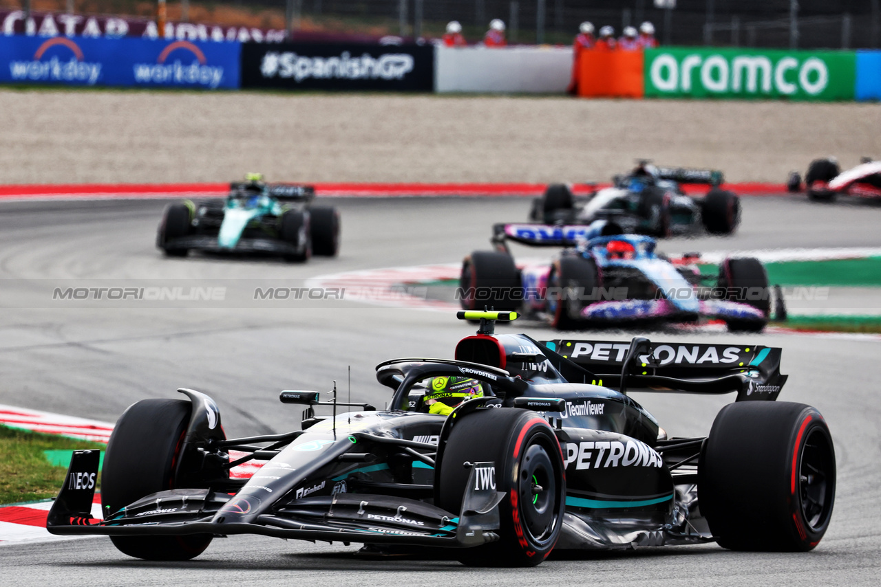 GP SPAGNA, Lewis Hamilton (GBR) Mercedes AMG F1 W14.

04.06.2023. Formula 1 World Championship, Rd 8, Spanish Grand Prix, Barcelona, Spain, Gara Day.

- www.xpbimages.com, EMail: requests@xpbimages.com ¬© Copyright: Batchelor / XPB Images
