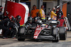 GP SPAGNA, Zhou Guanyu (CHN) Alfa Romeo F1 Team C43 makes a pit stop.
04.06.2023. Formula 1 World Championship, Rd 8, Spanish Grand Prix, Barcelona, Spain, Gara Day.
- www.xpbimages.com, EMail: requests@xpbimages.com ¬© Copyright: Bearne / XPB Images