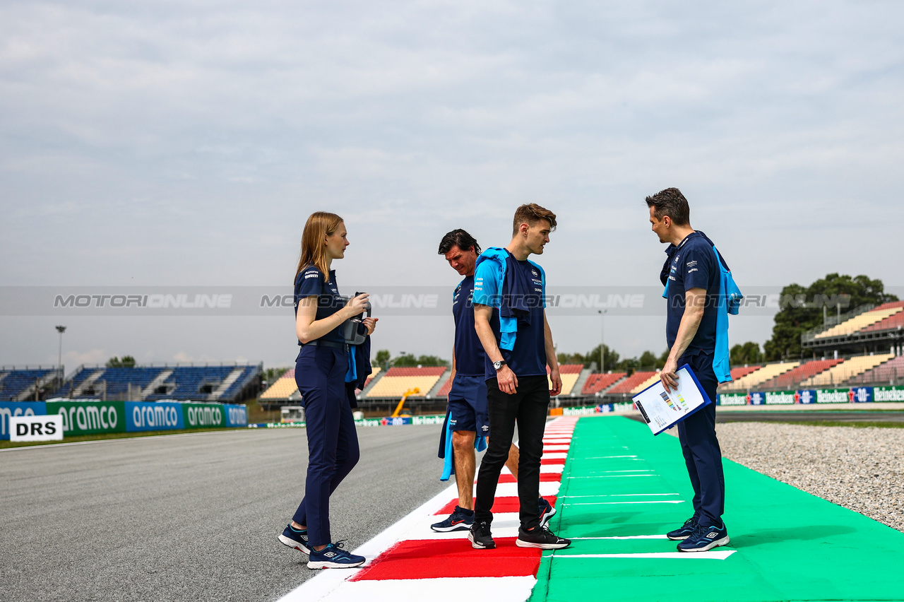 GP SPAGNA, Logan Sargeant (USA), Williams F1 Team  
01.06.2023. Formula 1 World Championship, Rd 8, Spanish Grand Prix, Barcelona, Spain, Preparation Day.
- www.xpbimages.com, EMail: requests@xpbimages.com ¬© Copyright: Charniaux / XPB Images