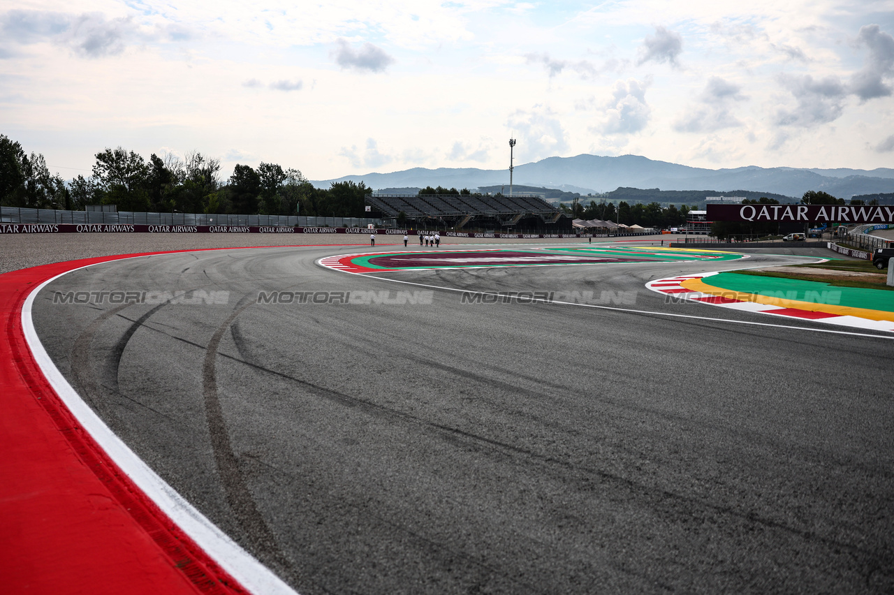 GP SPAGNA, Track Atmosphere 
01.06.2023. Formula 1 World Championship, Rd 8, Spanish Grand Prix, Barcelona, Spain, Preparation Day.
- www.xpbimages.com, EMail: requests@xpbimages.com ¬© Copyright: Charniaux / XPB Images