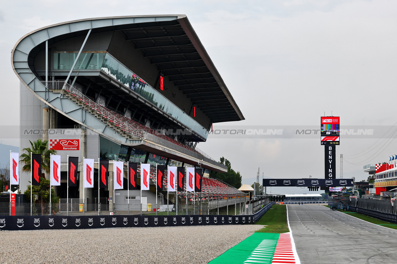 GP SPAGNA, Circuit Atmosfera.

01.06.2023. Formula 1 World Championship, Rd 8, Spanish Grand Prix, Barcelona, Spain, Preparation Day.

- www.xpbimages.com, EMail: requests@xpbimages.com ¬© Copyright: Batchelor / XPB Images