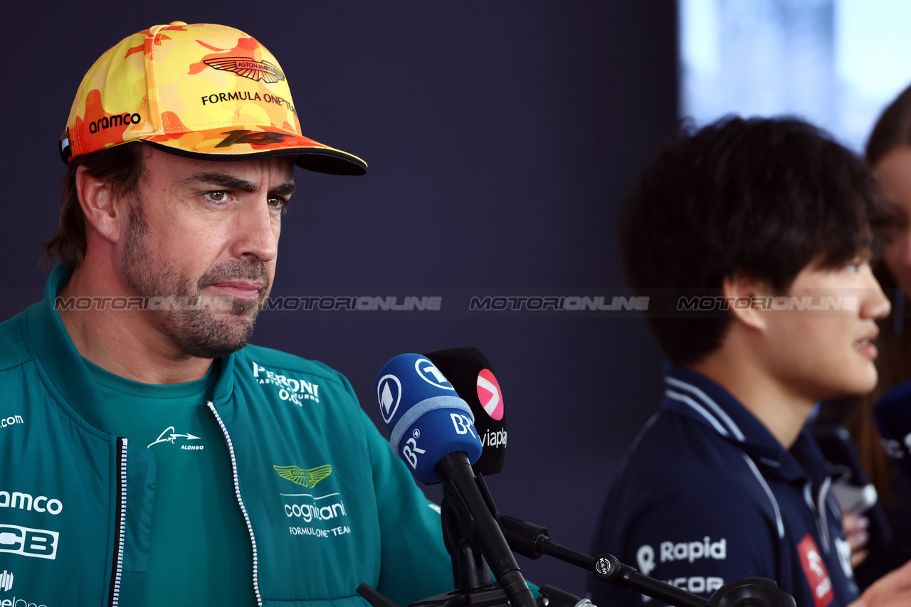 GP SPAGNA, Fernando Alonso (ESP) Aston Martin F1 Team with the media.

01.06.2023. Formula 1 World Championship, Rd 8, Spanish Grand Prix, Barcelona, Spain, Preparation Day.

- www.xpbimages.com, EMail: requests@xpbimages.com ¬© Copyright: Batchelor / XPB Images