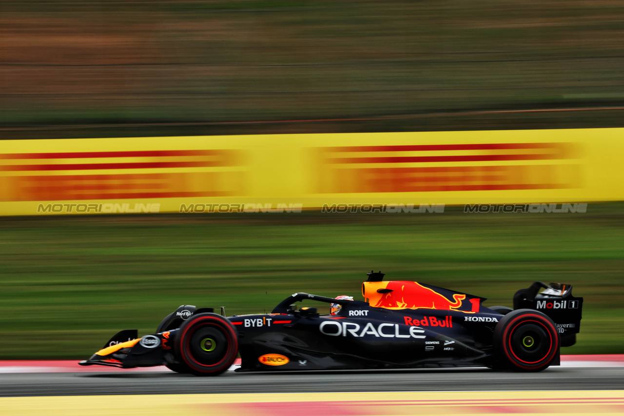 GP SPAGNA, Max Verstappen (NLD) Red Bull Racing RB19.

03.06.2023. Formula 1 World Championship, Rd 8, Spanish Grand Prix, Barcelona, Spain, Qualifiche Day.

- www.xpbimages.com, EMail: requests@xpbimages.com ¬© Copyright: Batchelor / XPB Images