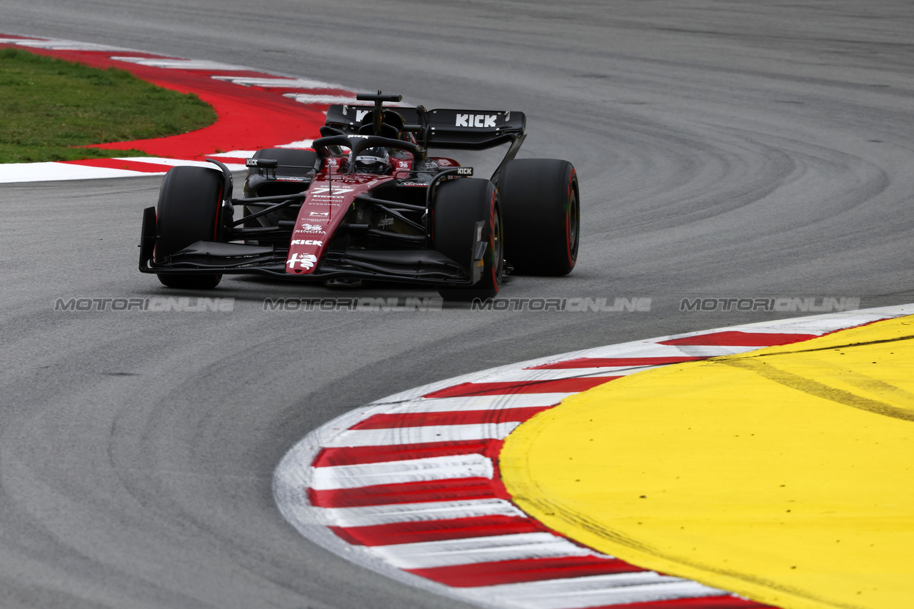 GP SPAGNA, Valtteri Bottas (FIN) Alfa Romeo F1 Team C43.

03.06.2023. Formula 1 World Championship, Rd 8, Spanish Grand Prix, Barcelona, Spain, Qualifiche Day.

- www.xpbimages.com, EMail: requests@xpbimages.com ¬© Copyright: Charniaux / XPB Images