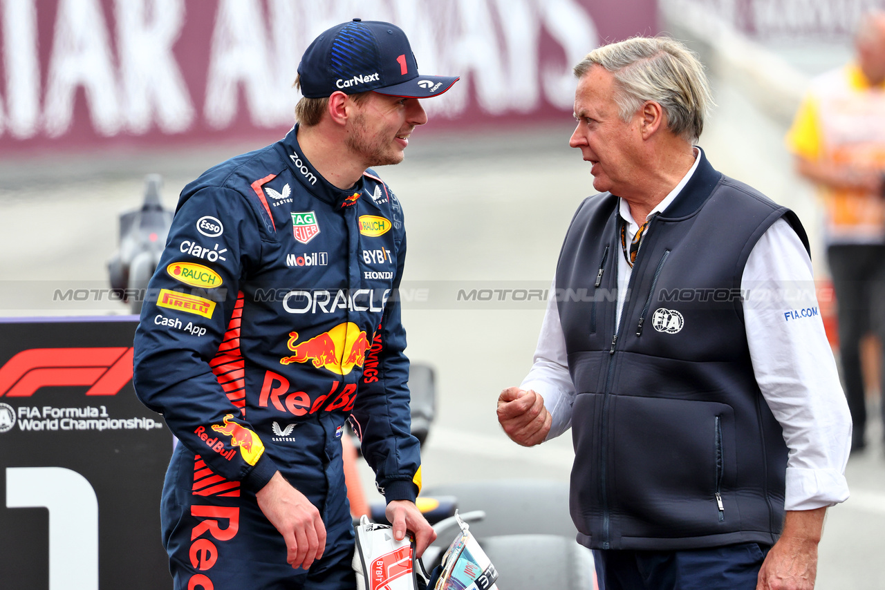 GP SPAGNA, Pole sitter Max Verstappen (NLD) Red Bull Racing in qualifying parc ferme.

03.06.2023. Formula 1 World Championship, Rd 8, Spanish Grand Prix, Barcelona, Spain, Qualifiche Day.

- www.xpbimages.com, EMail: requests@xpbimages.com ¬© Copyright: Charniaux / XPB Images